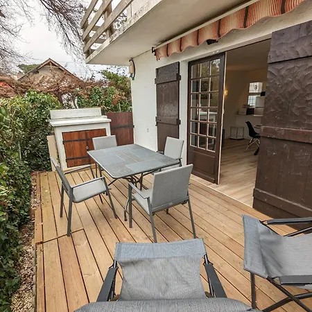 Avec Grande Terrasse Et Proximite A - Fr-1-420-125 Apartment *