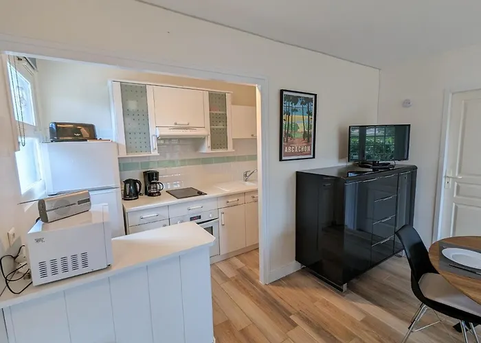 Avec Grande Terrasse Et Proximite A - Fr-1-420-125 アパート アルカション