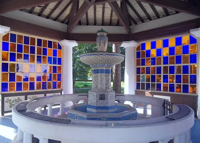 Avec Grande Terrasse Et Proximite A - Fr-1-420-125 アパート *